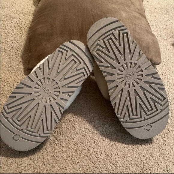 Ugg Womens Funkette Tan Suede Shearling Slingback Slip-On Slippers Shoes - Picture 8 of 10